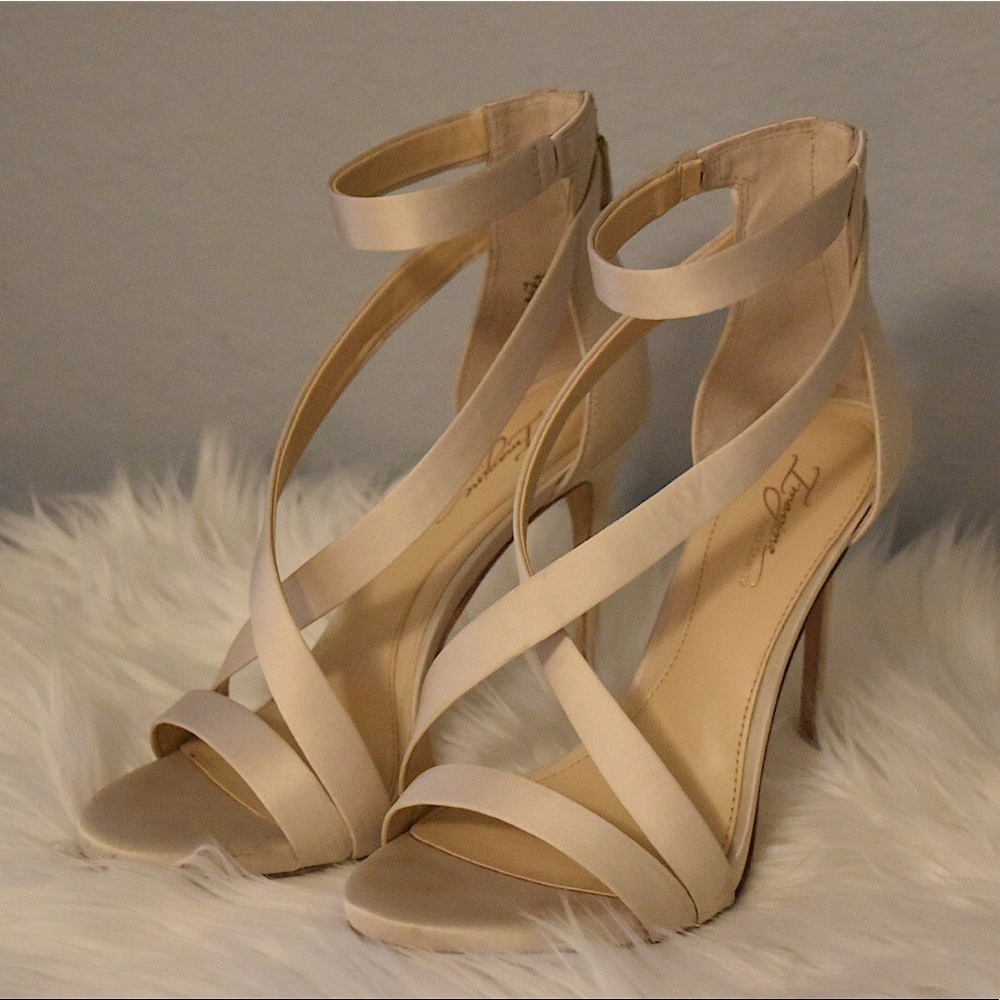 Imagine Vince Camuto • Devin Sandal Heels • 7.5